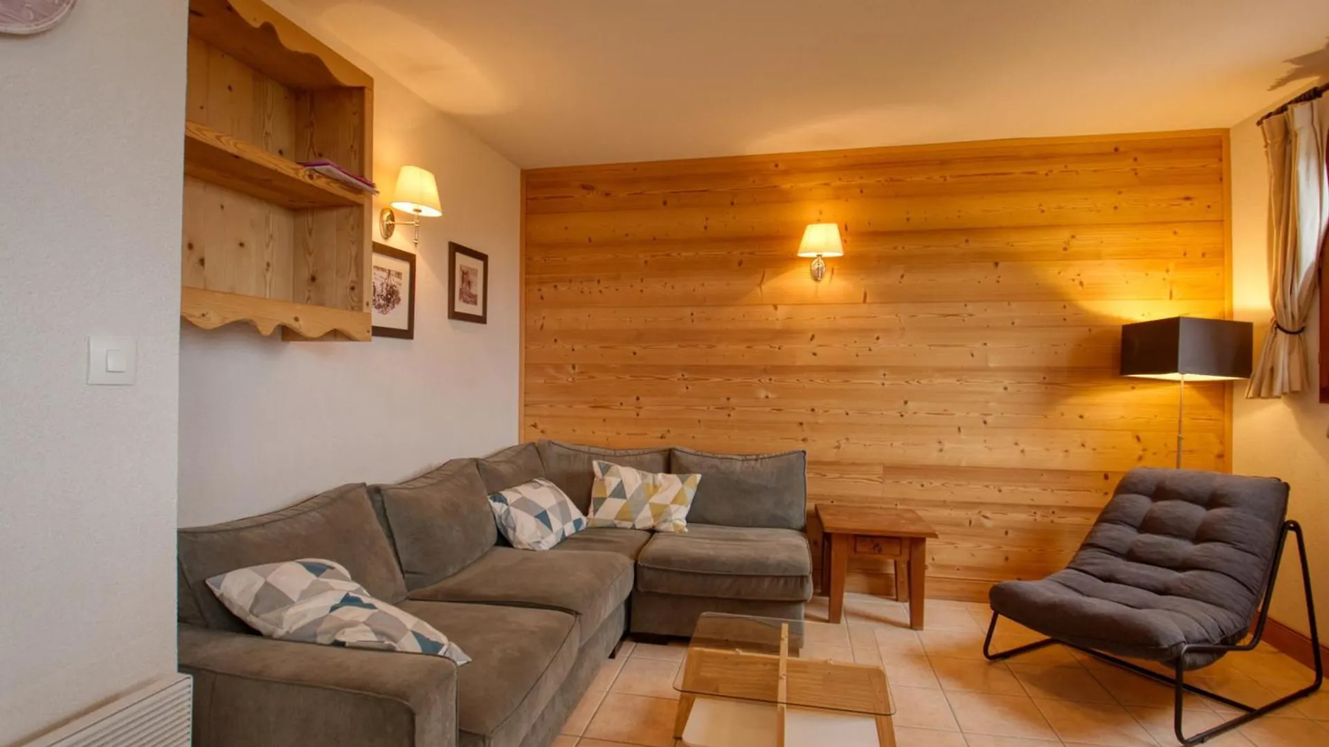 Charmant Apt 6-7 Pers. Au Pied Des Pistes Avec Balcon Et Parking A Morillon 1100 - Fr-1-642-44