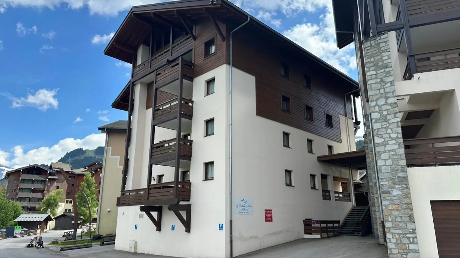 Charmant Apt 6-7 Pers. Au Pied Des Pistes Avec Balcon Et Parking A Morillon 1100 - Fr-1-642-44 Frankreich